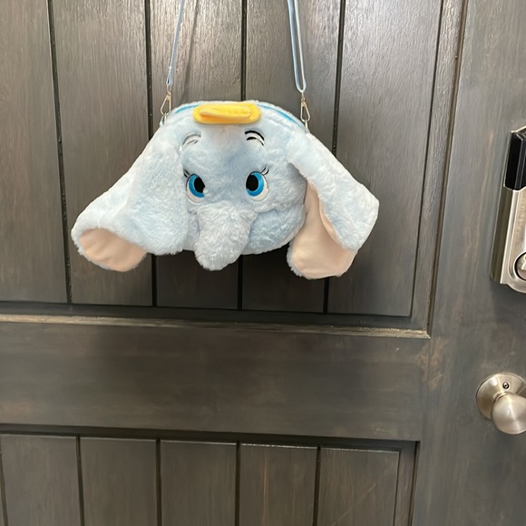 Dumbo The flying elephant. - Picture 2 of 6
